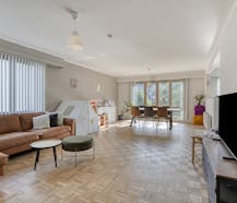 Appartement: 3 slaapkamers en garage te koop in Brasschaat.