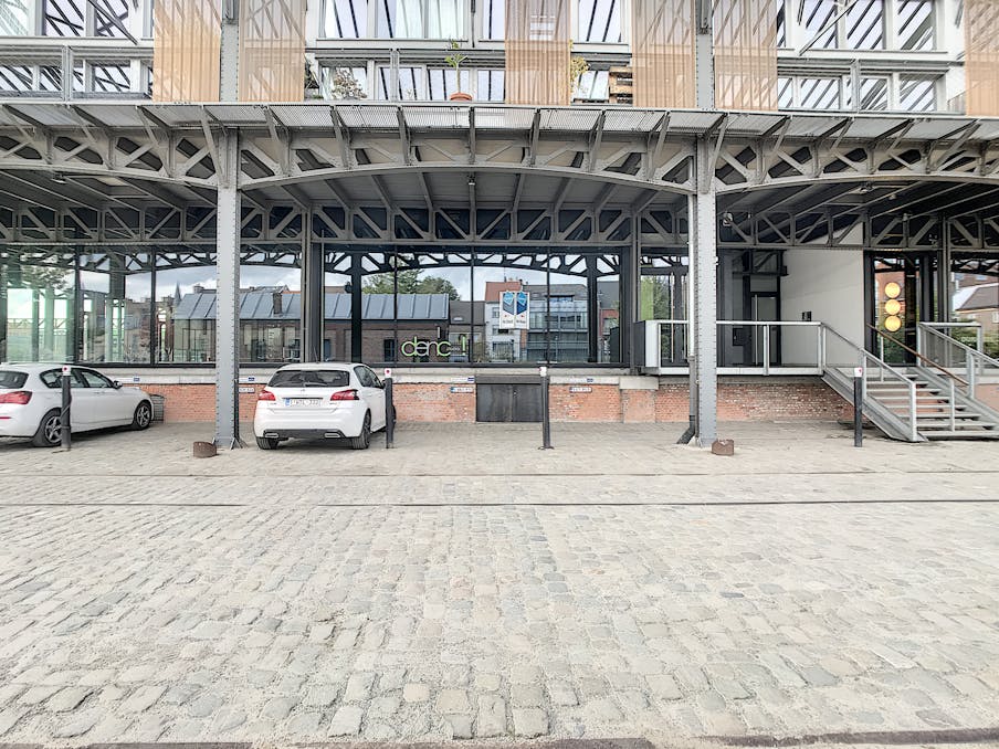 Kantoor (180 m²) te huur op toplocatie in Gent