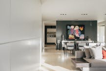 Instapklare villa met 5 slaapkamers en binnenzwembad te koop