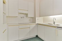 Lichtrijk 2 slaapkamer appartement te koop in Brugge centrum