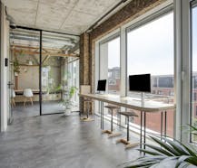 Energiezuinig en modern kantoor (ca. 203 m²) te koop in Gent