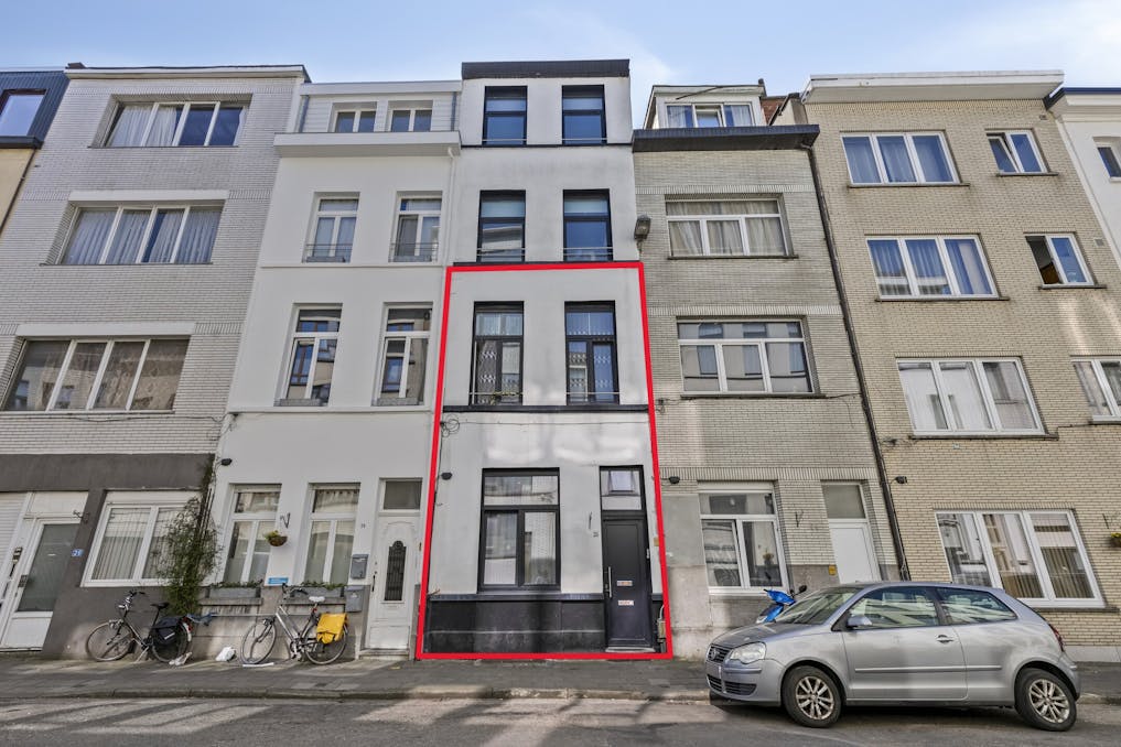 Gelijkvloers duplex appartement met terras te koop Antwerpen