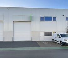 Nieuwbouw KMO-unit (216 m²) te huur in Evergem