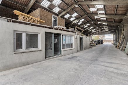 Warehouse for rent Roeselare