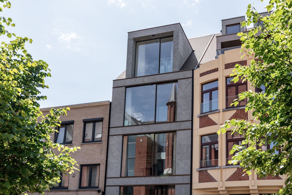 Kantoor met woonst te koop op toplocatie te Knokke-Heist.