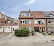Instapklaar duplex appartement te koop te Gentbrugge