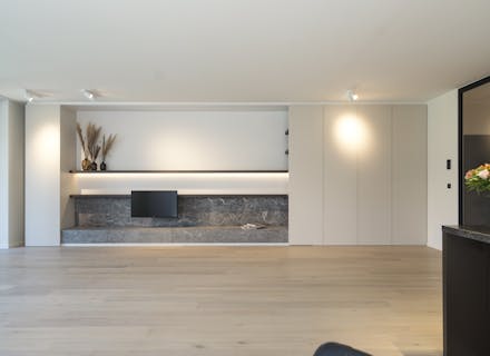 Uniek en exclusief nieuwbouwappartement  (160m²) met drie slaapkamers te huur op toplocatie te Kortrijk
