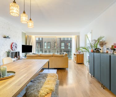 Lichtrijk appartement van ca. 105 m² te koop in Mortsel