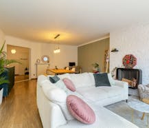 Lichtrijk appartement van ca. 105 m² te koop in Mortsel