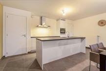 Modern appartement met prachtig terras te koop in Rumbeke