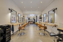 Fraai handelspand op goede locatie te Oostduinkerke-dorp.