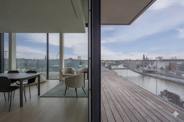 Unieke penthouse te koop langs de Leie te Kortrijk
