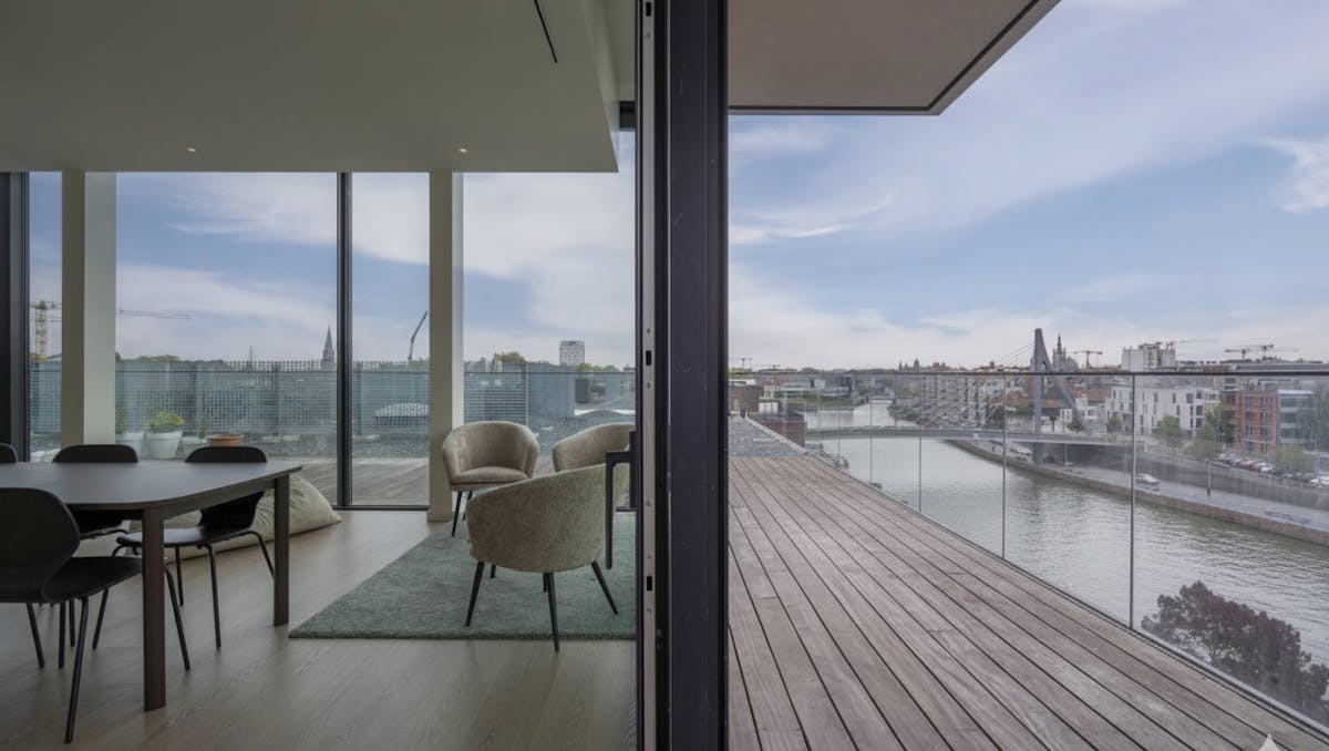 Unieke penthouse te koop langs de Leie te Kortrijk