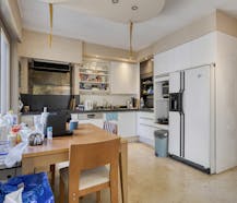 Halfopen bebouwing met 3 slaapkamers op een ruim perceel in Gits!