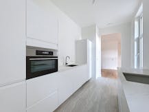 Gerenoveerd 1-slaapkamerappartement te huur in Berchem