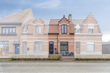 Instapklaar huis met 2 slaapkamers in Assebroek 