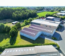 Magazijn (1.300 m²) te koop in Stekene