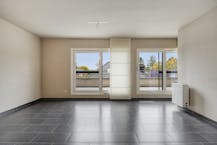 Instapklaar appartement met staanplaats en groot terras nabij centrum Diepenbeek