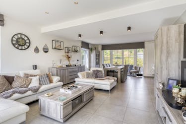 Magnifique maison à vendre avec 5 chambres!