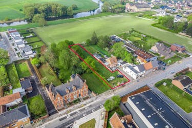 Ruim stuk bouwgrond te koop nabij centrum Sint-Baafs-Vijve
