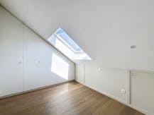 VUB : Duplex rénové de 2 chambres (80m²) + terrasse