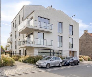 Instapklare kantoorruimte te koop in Rumbeke
