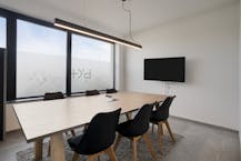 Instapklare kantoorruimte te koop in Rumbeke