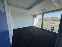 Modern en centraal gelegen kantoor in Brugge, aan de Dampoort