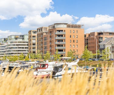 Exclusive waterfront apartment with spacious sun terrace.