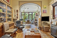 Charmant en ruim huis met 2 garageboxen in hartje Vilvoorde