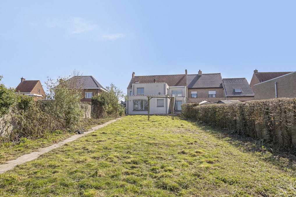 Opbrengsteigendom te koop in Elverdinge