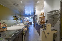 Handelspand van ca. 75 m² te huur in Bavikhove