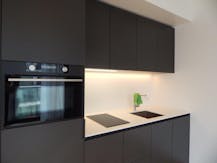 Studio moderne à louer à Evere avec coin chambre