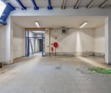 Te renoveren gebouw te koop in centrum Gent