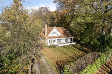 Charmant huis te koop in Putte-Kapellen met grote tuin