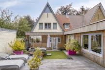 Huis met magazijn/kantoorruimte te koop in Assebroek 