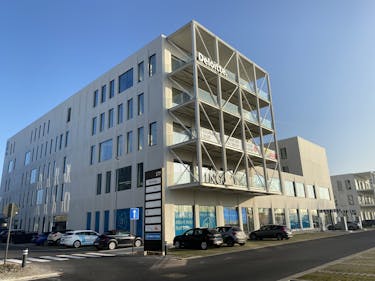 Espace de bureau nouvellement construit au R. Plaza Roeselare