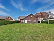 Half-open woning met grote tuin te huur in Heule