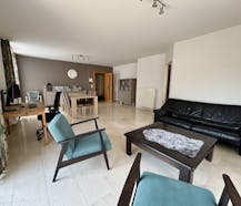 TE HUUR: tweeslaapkamer appartement in Hasselt