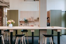 Kantoor van ca. 178m² te huur in Kortrijk