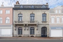 Schitterende herenwoning met parktuin te Komen