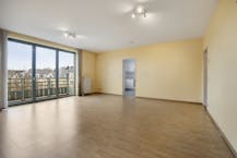 For sale: 2-bdr apt with terrace, Abbey of Forest view