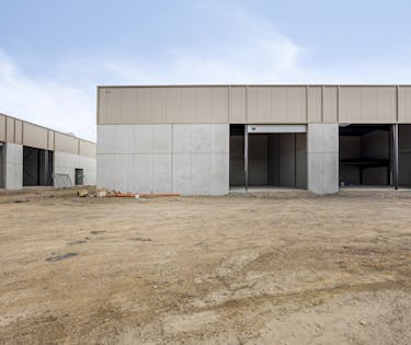Nieuwbouw KMO-unit van ca.221m² te koop in Tielt