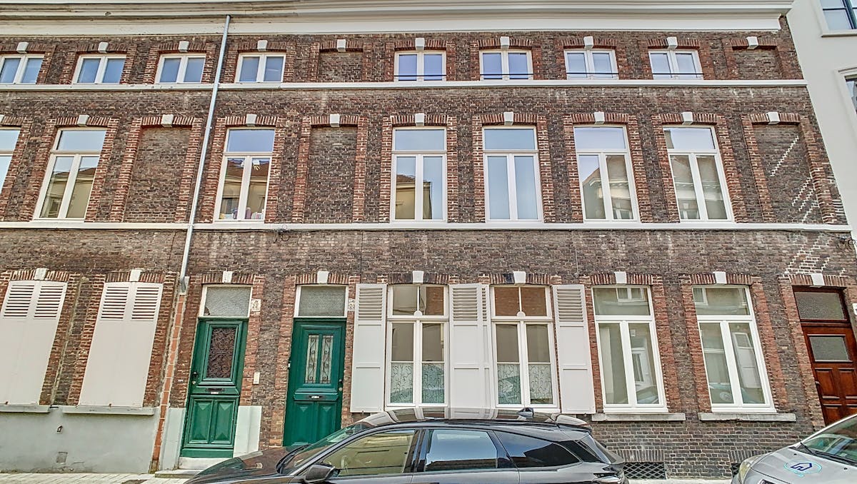 Huis met 4 slaapkamers te huur te centrum Brugge
