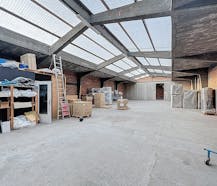 Magazijn/opslagruimte (ca. 530m²) te huur in Hoboken