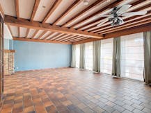 Ruim duplexappartement met handelsruimte centrum Zwijndrecht