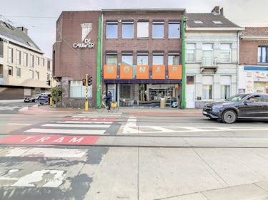 Ruim duplexappartement met handelsruimte centrum Zwijndrecht