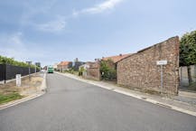 Twee aanpalende bouwgronden (nr. 55 & 57) – samen 933 m²