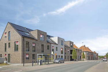 INSTAPKLAAR BEN-APPARTEMENT IN BAZEL MET 3 SLAAPK. + TERRAS