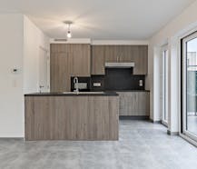 Instapklare woning met carport te koop in centrum Eeklo